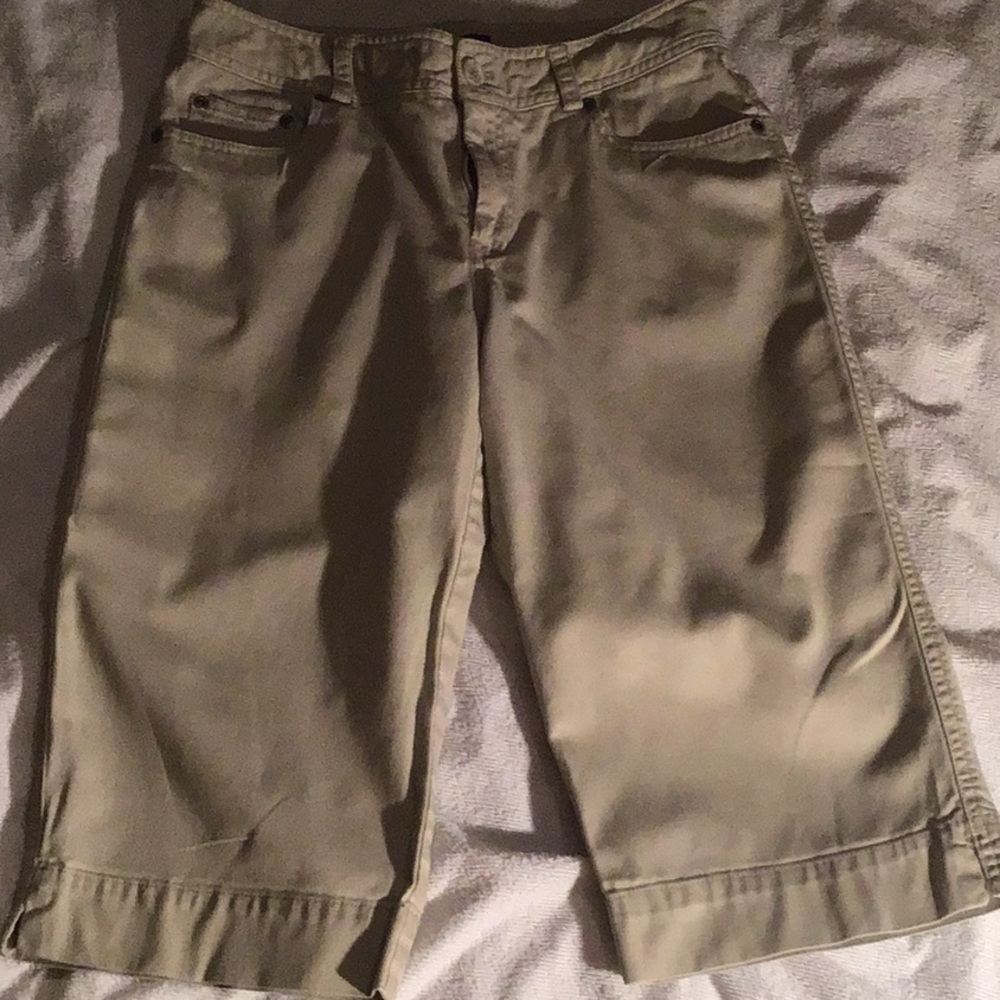 Rafaella Studio Capris - image 3